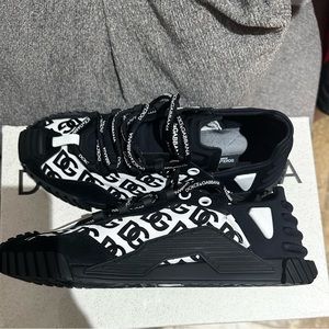Dolce&Gabbana men’s sneakers. New in box.